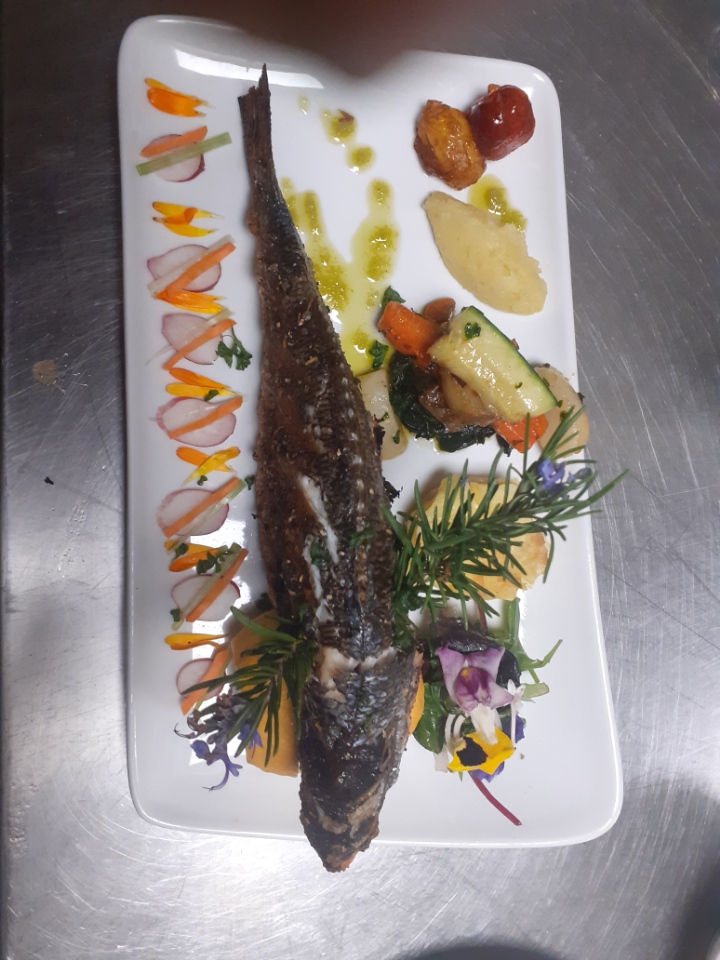 restaurant theoule-sur-mer-cuisine mediterraneenne cannes-vins mandelieu-la-napoule-poisson frais theoule-sur-mer-restaurant de poissons cannes